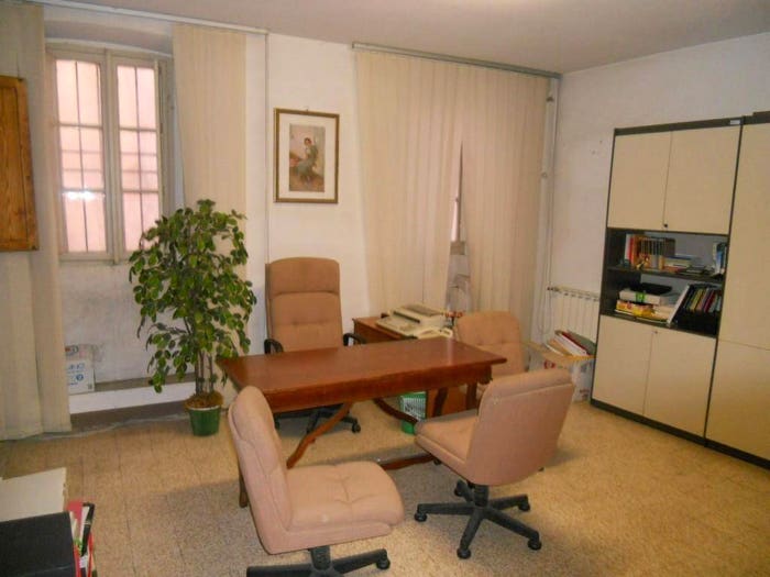 Appartamento con 5 locali in vendita in Centro, Barga