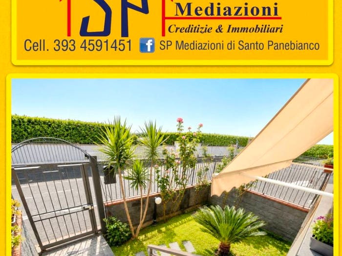 Casa trilocale in vendita in Piazza San Pietro, Centro, Riposto