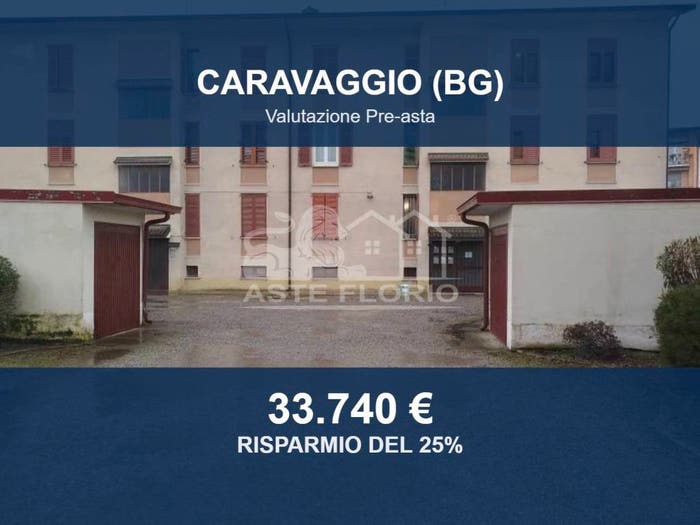 Appartamento quadrilocale in vendita in Via Francesco Ferrario, Centro, Caravaggio
