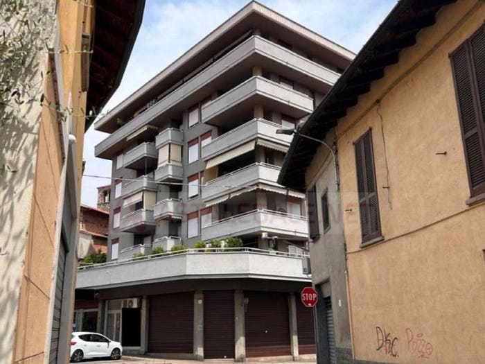 Appartamento trilocale in vendita in Via Gerolamo Dolci, Centro, Somma Lombardo