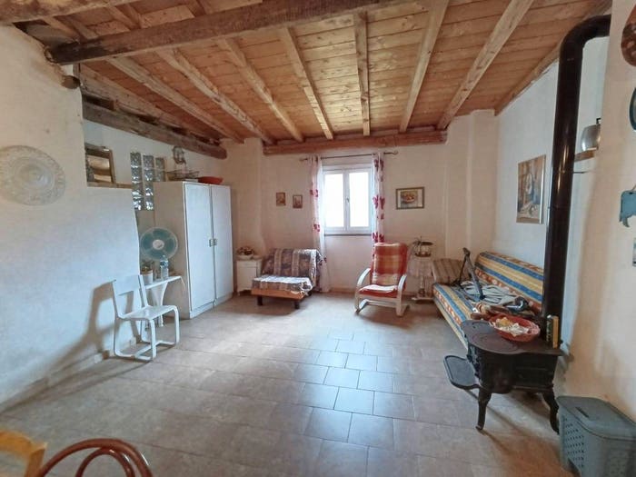 Casa trilocale in vendita in Casteggio