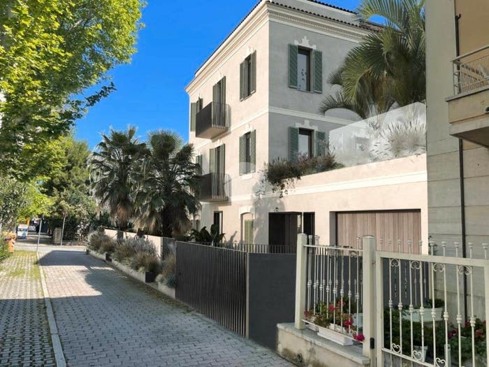 Appartamento bilocale in vendita in Via Cesare Battisti, Centro, Grottammare