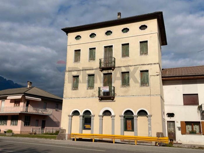 Casa con 6 locali in vendita in Strada Statale, La Secca, Ponte nelle Alpi
