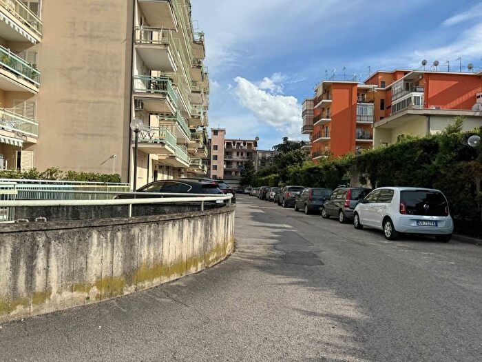 Appartamento quadrilocale in vendita in Centro, Marigliano