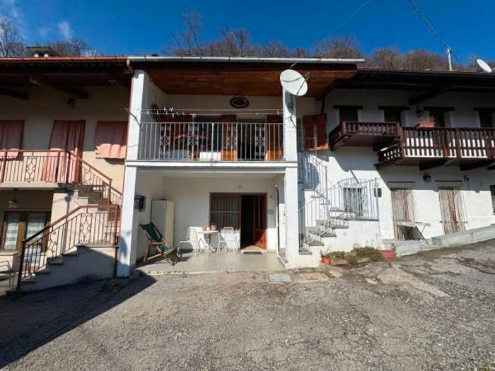 Casa quadrilocale in vendita in Borgata Piane, Paesana