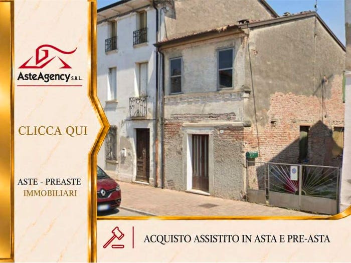 Casa con 5 locali in vendita in Via roma, Quingentole
