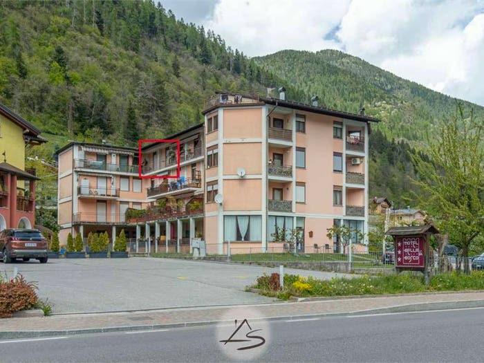 Appartamento con 6 locali in vendita in via Ugo Silvestri, Centro, Malè