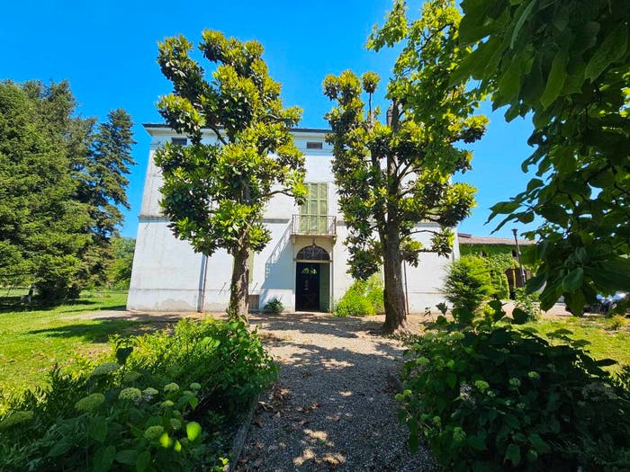 Casa con 6 locali in vendita in Strada Chiesa di Castelnovo, Baganzola Aeroporto, Parma
