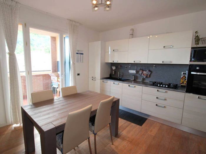 Appartamento trilocale in vendita in Viale Miravalle, Valdagno