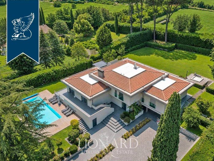 Casa con 6 locali in vendita in Olgiata, Roma