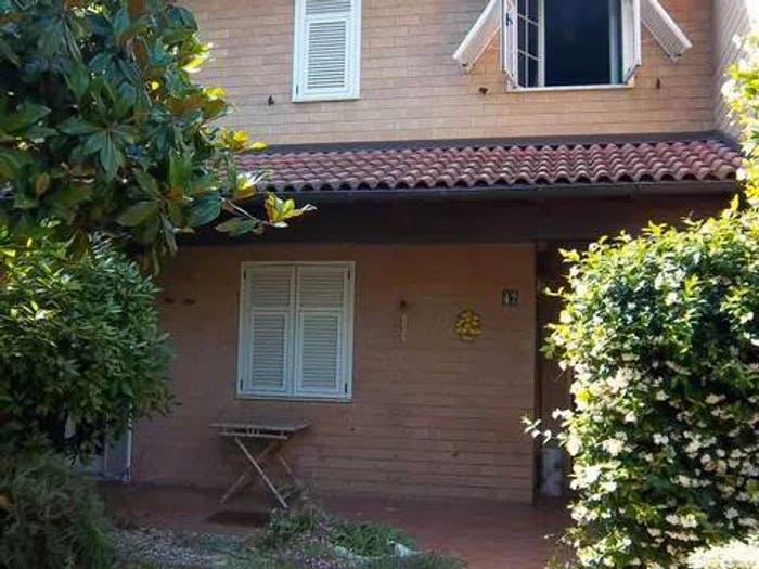 Casa con 6 locali in vendita in Strada Bellaria No Number, Pasturana