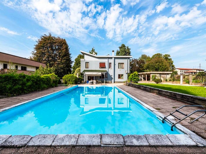 Casa con 5 locali in vendita in eligio brigatti, Centro, Bernareggio