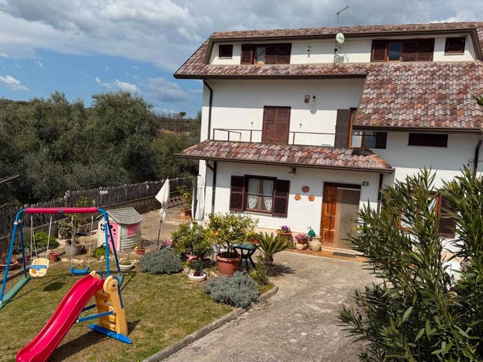 Casa con 6 locali in vendita in Via Mandravecchia, Collefontana Fontana Liri Inferiore, Fontana Liri