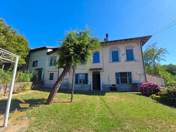Casa con 6 locali in vendita in Località Casseneto, Centro, Lesegno