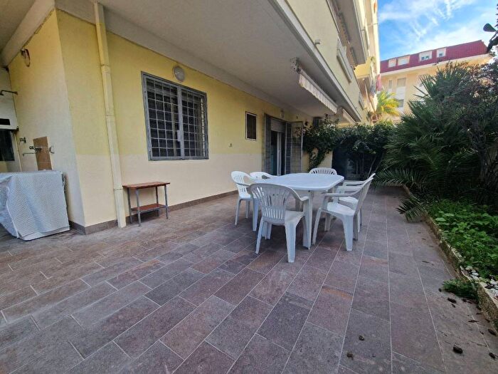 Appartamento trilocale in vendita in Via Venezia, Lungomare Marconi, Alba Adriatica