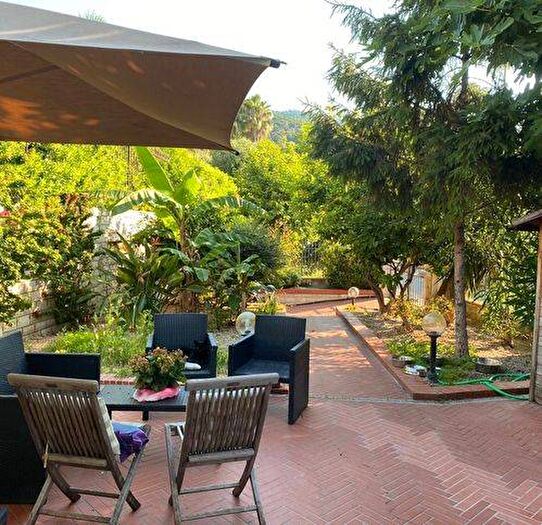 Casa con 5 locali in vendita in Ospedaletti