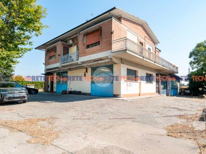 Casa con 6 locali in vendita in Str Vignolese, San Damaso, Modena