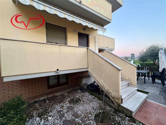 Appartamento quadrilocale in vendita in Viale Camillo Benso di Cavour, Città, Montevarchi