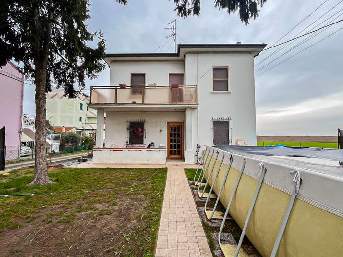 Casa quadrilocale in vendita in Via Ragazzena, Castiglione Villa Inferno Montaletto, Cervia