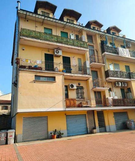 Appartamento quadrilocale in vendita in Strada Genova, Nasi, Moncalieri