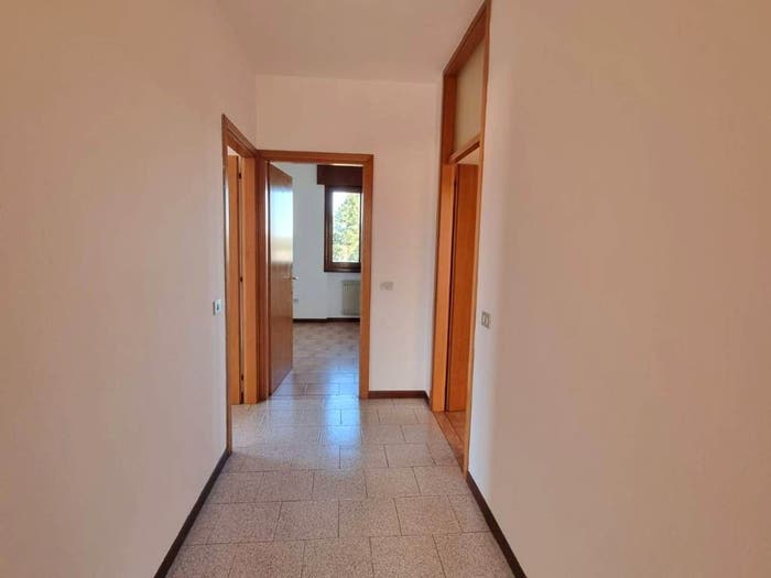 Appartamento trilocale in vendita in Via Mugna, Centro, Rosà