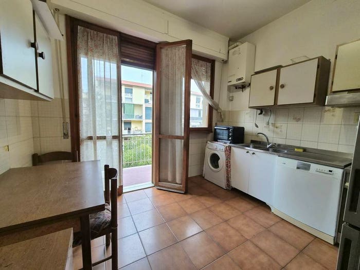 Appartamento con 6 locali in vendita in Via Silvestro Lega, Isolotto Talenti, Firenze