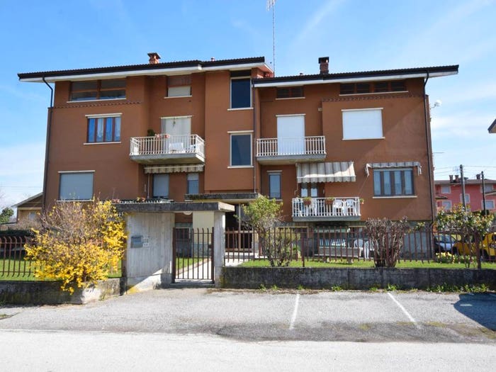 Appartamento quadrilocale in vendita in Via Roma, Centro, Pianfei
