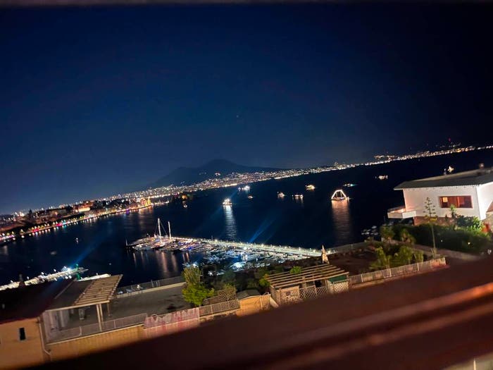 Appartamento con 5 locali in vendita in Via Orazio, Posillipo, Napoli