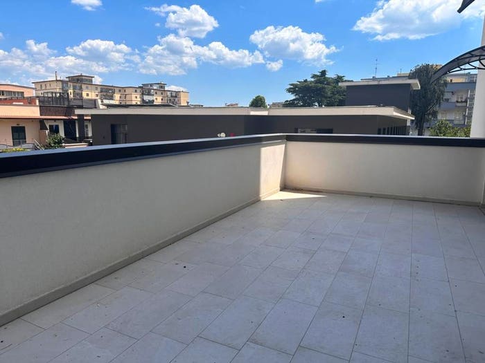 Appartamento quadrilocale in vendita in Via Principe di Piemonte, Centro, Casoria