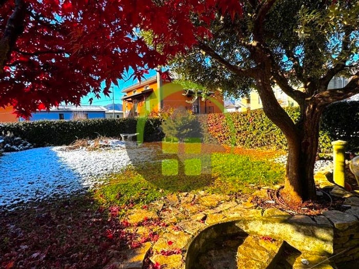 Appartamento con 6 locali in vendita in Casnigo