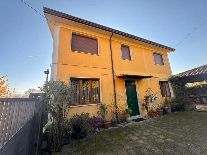 Casa con 6 locali in vendita in Quattrograna Bellizzi Sant'Oronzo, Avellino