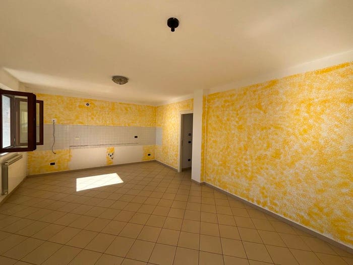 Appartamento trilocale in vendita in Via Bergiola, Bergiola Lavacchio, Massa