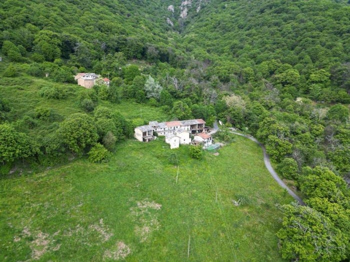 Casa con 6 locali in vendita in Via Mombracco di Robella, Sanfront