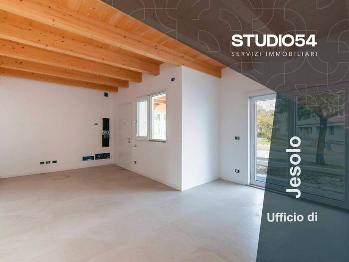 Appartamento trilocale in vendita in Via dei Ginepri, Eraclea Mare, Eraclea
