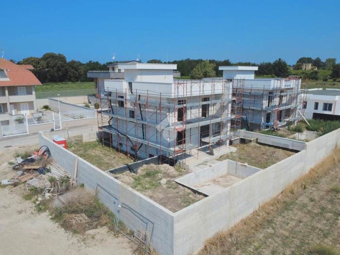 Casa con 5 locali in vendita in Via Staffetta, Lago Patria, Giugliano in Campania