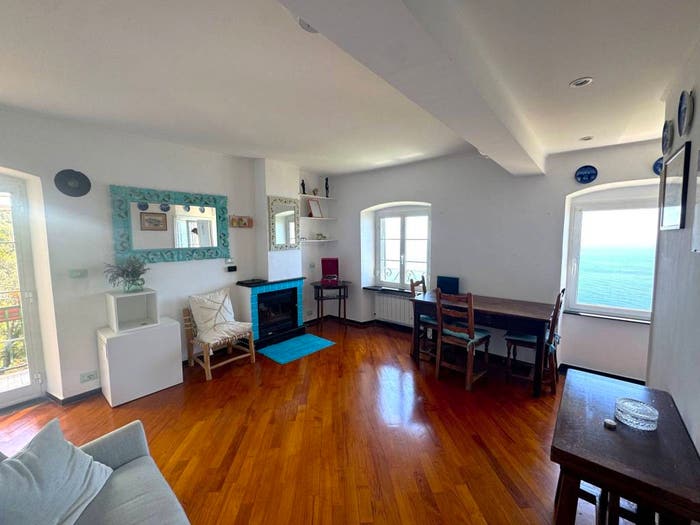 Appartamento trilocale in vendita in Via dell'Archivolto, Sant'Ilario, Genova