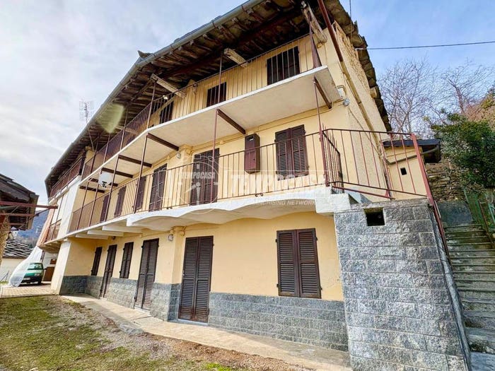Casa con 6 locali in vendita in Borgata San Filippo, Maddalena, Giaveno