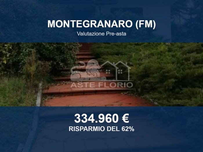 Casa con 6 locali in vendita in Via Vecchia Boncore, Centro, Montegranaro