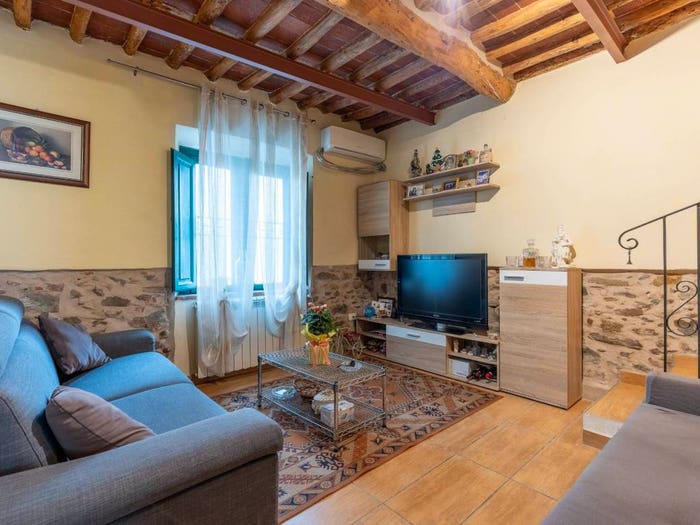 Casa con 6 locali in vendita in via nottolini, San Concordio, Lucca
