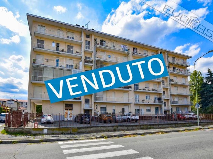 Appartamento con 6 locali in vendita in Via Podgora, Stazione Immacolata, Pinerolo