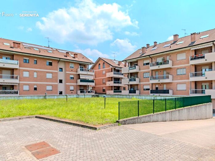 Appartamento trilocale in vendita in Via Piave, Lodi Vecchio