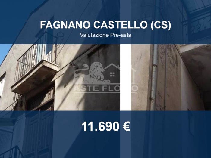 Casa quadrilocale in vendita in VIA G DA FIORE, Fagnano Castello