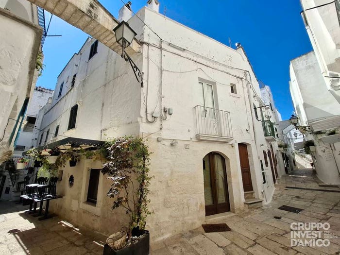 Casa trilocale in vendita in Via Duca D'Aosta, Centro, Cisternino