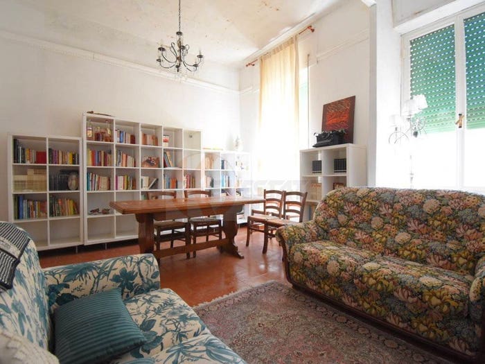 Appartamento con 6 locali in vendita in corso Angioy, Bono