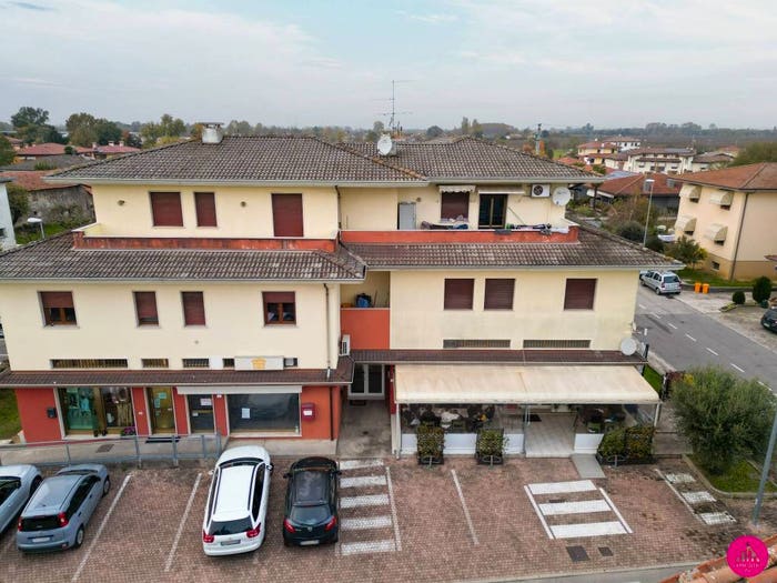 Appartamento bilocale in vendita in Piazza San Michele Arcangelo, Fagnigola, Azzano Decimo