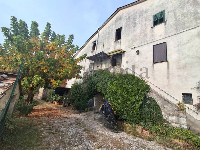 Casa con 6 locali in vendita in Via Colle di Orzala, Aquilea Mastiano, Lucca