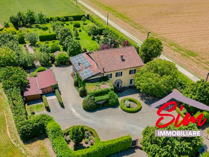 Casa con 6 locali in vendita in Str Stradella snc, Novi Ligure