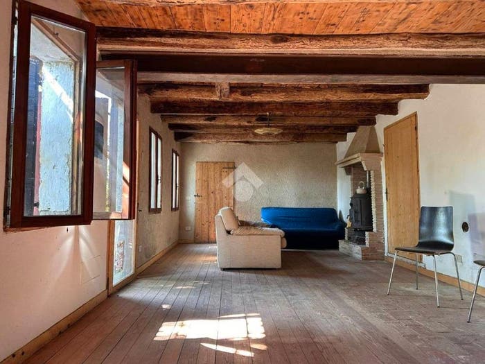 Casa bilocale in vendita in Via Acque, San Zenone degli Ezzelini