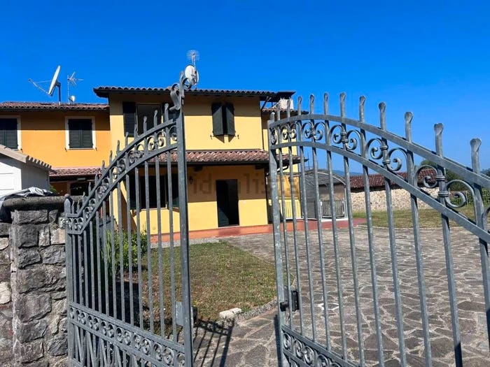 Casa con 6 locali in vendita in Località Barucci SNC, Centro, Barga