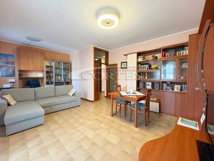 Appartamento quadrilocale in vendita in Viale d'Aosta, Pergola